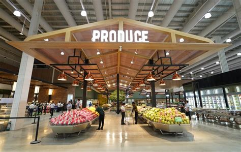 arca south landers|Landers Superstore Arca South Taguig is the next shopping hotspot.